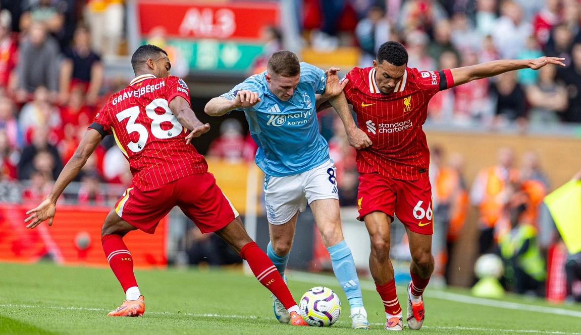 强强对话，球场胜利将至豪门之间较量的简单介绍