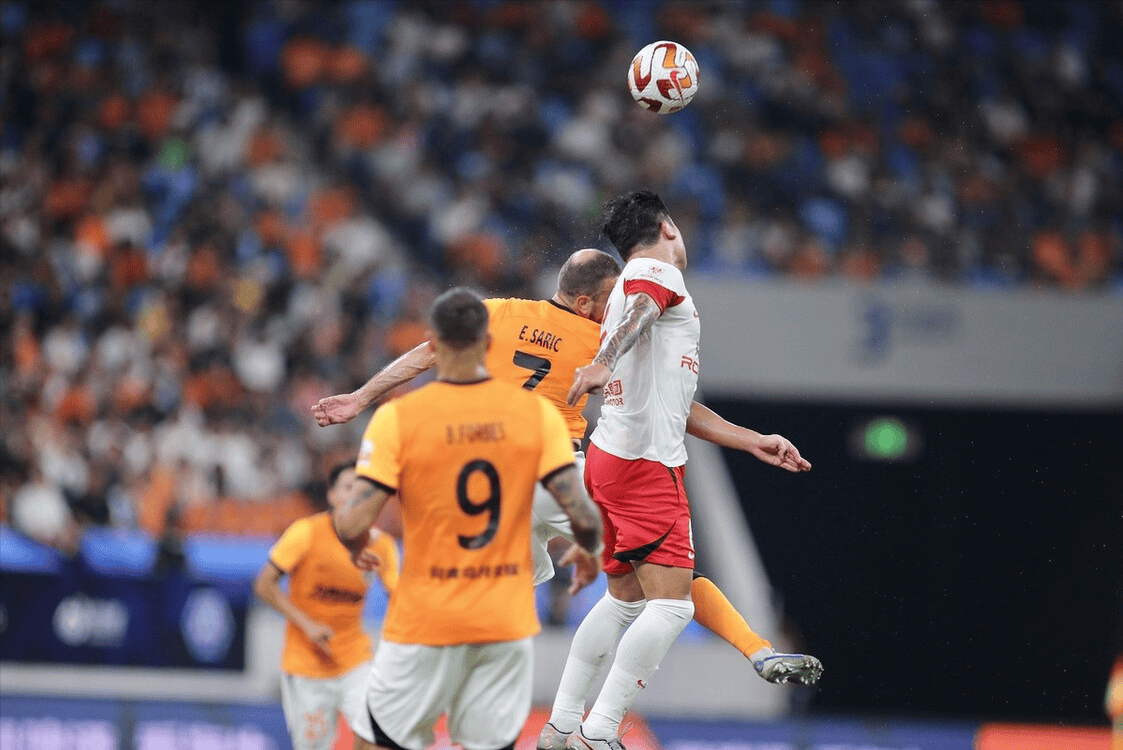 强队在比赛中展现了无与伦比的实力 强队在比赛中展现了无与伦比的实力