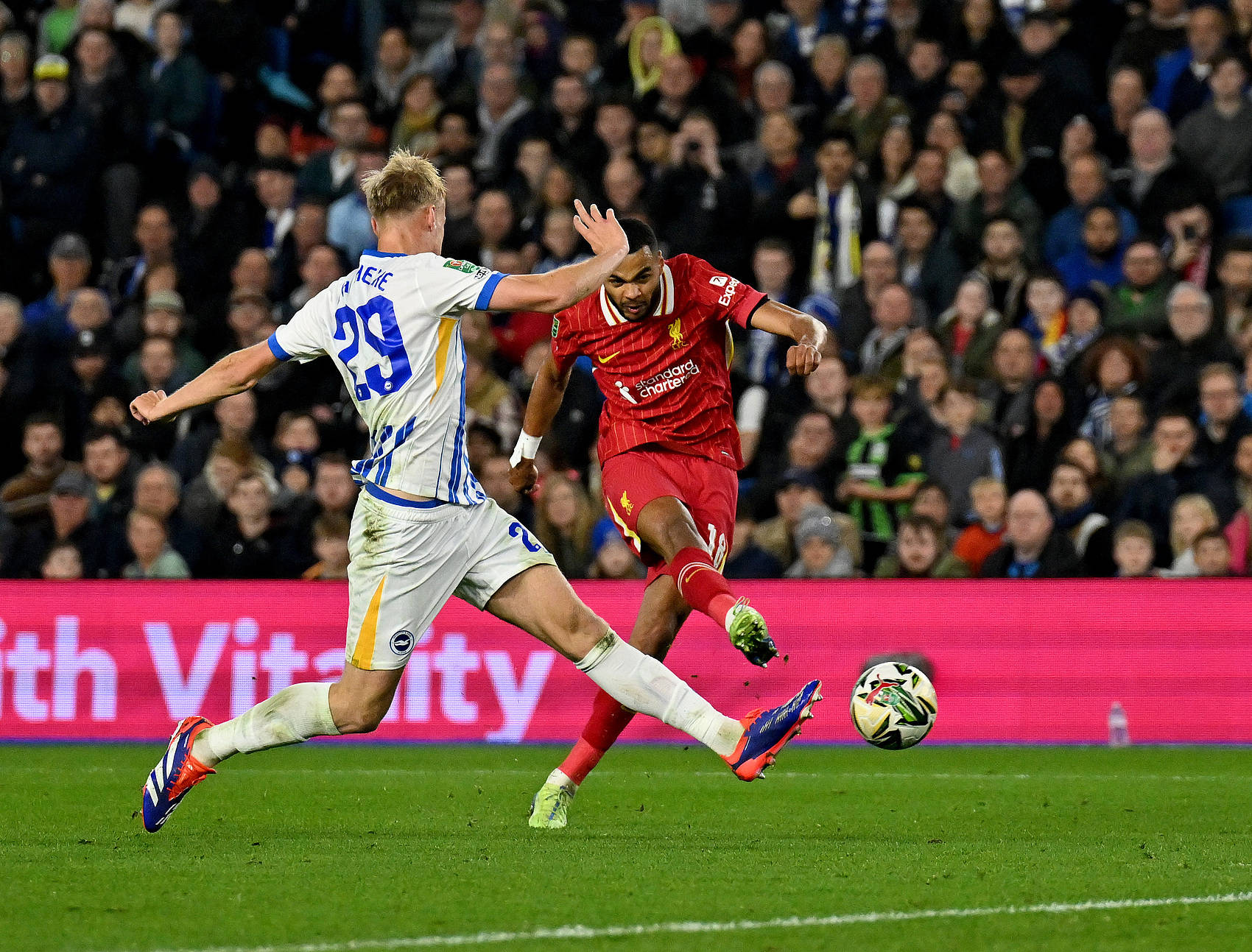 开云平台-克莱蒂亚客场逆袭，实现联赛客场连胜