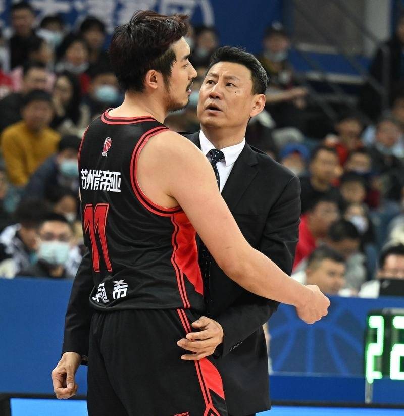 江苏肯帝亚队全力以赴向胜利冲刺的简单介绍 江苏肯帝亚队全力以赴向胜利冲刺的简单介绍