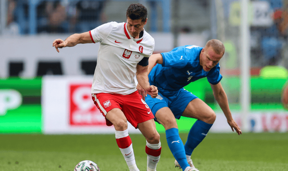 包含欧洲杯预选赛闹剧不断：球员身手足以惊艳的词条