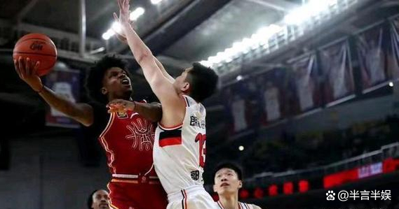 韩国男篮球员连夜训练,为杀入决赛拼尽全力! 韩国男篮球员连夜训练,为杀入决赛拼尽全力!