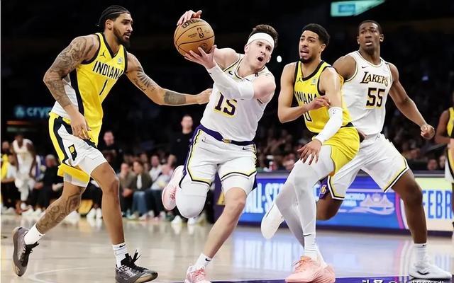 包含猛龙惨遭逆转，西亚卡姆投篮状态下滑三分命中率低的词条