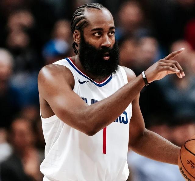 鹈鹕势如破竹,连胜序曲拉开 鹈鹕势如破竹,连胜序曲拉开