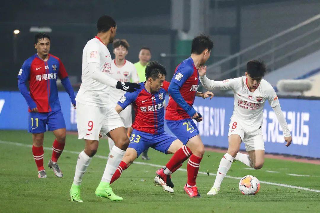 开云体育登录-青岛黄海面对大连人，冲击争取主场胜利稳住积分排名的简单介绍