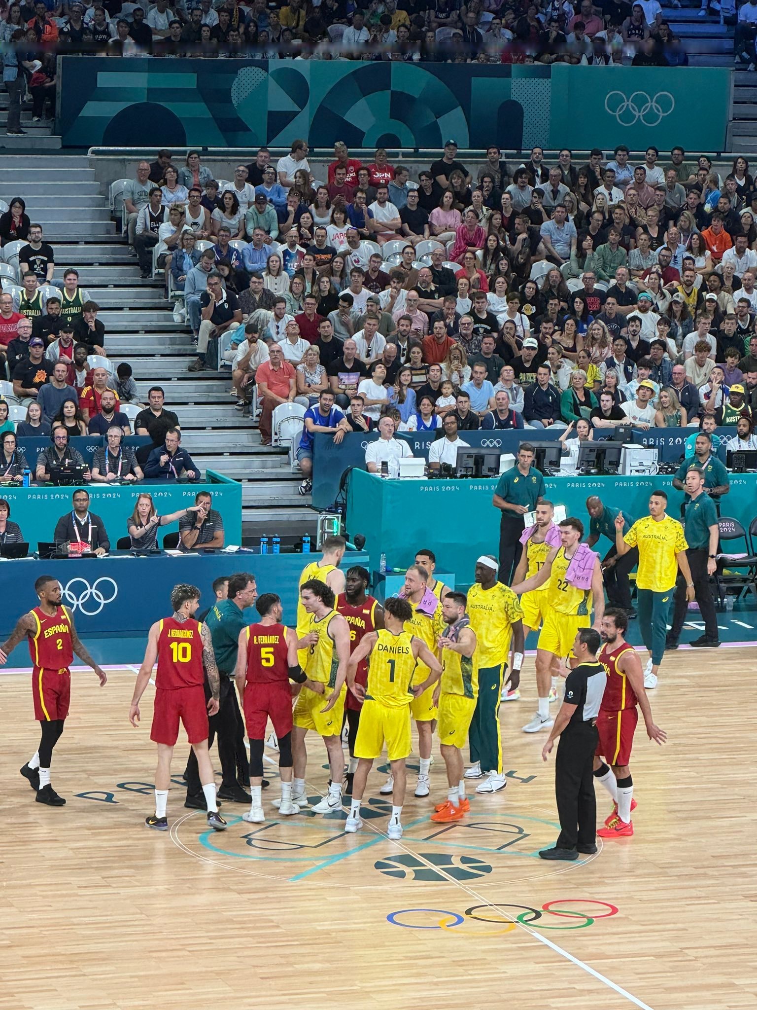 尼斯主场大战,双方鏖战至最后一刻的简单介绍 尼斯主场大战,双方鏖战至最后一刻的简单介绍