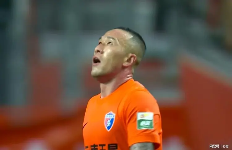 关于纽伦堡三连败，保级形势严峻的信息