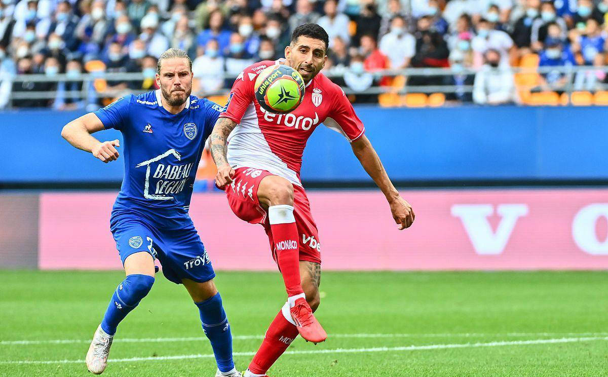 开云体育下载-摩纳哥主场告负，遭遇三连败的简单介绍