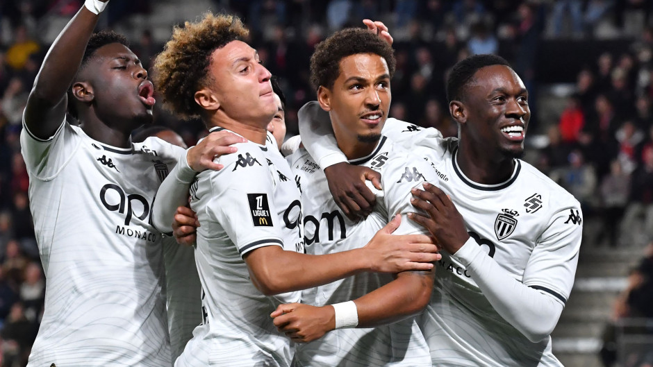 摩纳哥主场告负,遭遇三连败的简单介绍 摩纳哥主场告负,遭遇三连败的简单介绍