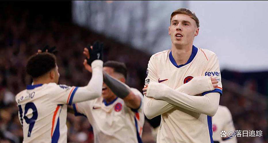 切尔西新援首秀成功,球队迎来宝贵分 切尔西新援首秀成功,球队迎来宝贵分