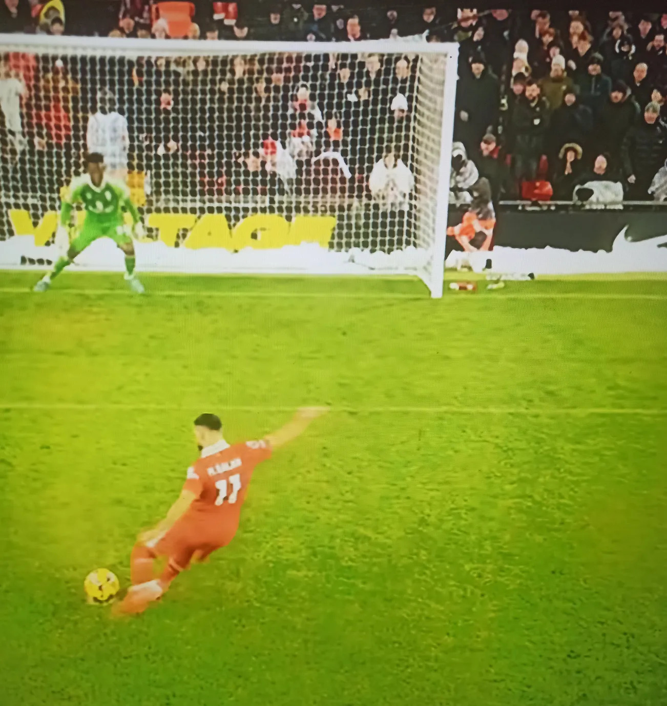 包含今晚焦点:英格兰止步,出线形势明朗的词条 包含今晚焦点:英格兰止步,出线形势明朗的词条