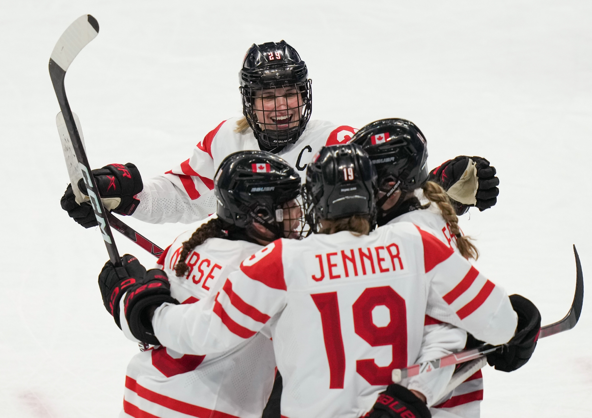开云下载-美国女足队奋力一搏，晋级半决赛的简单介绍