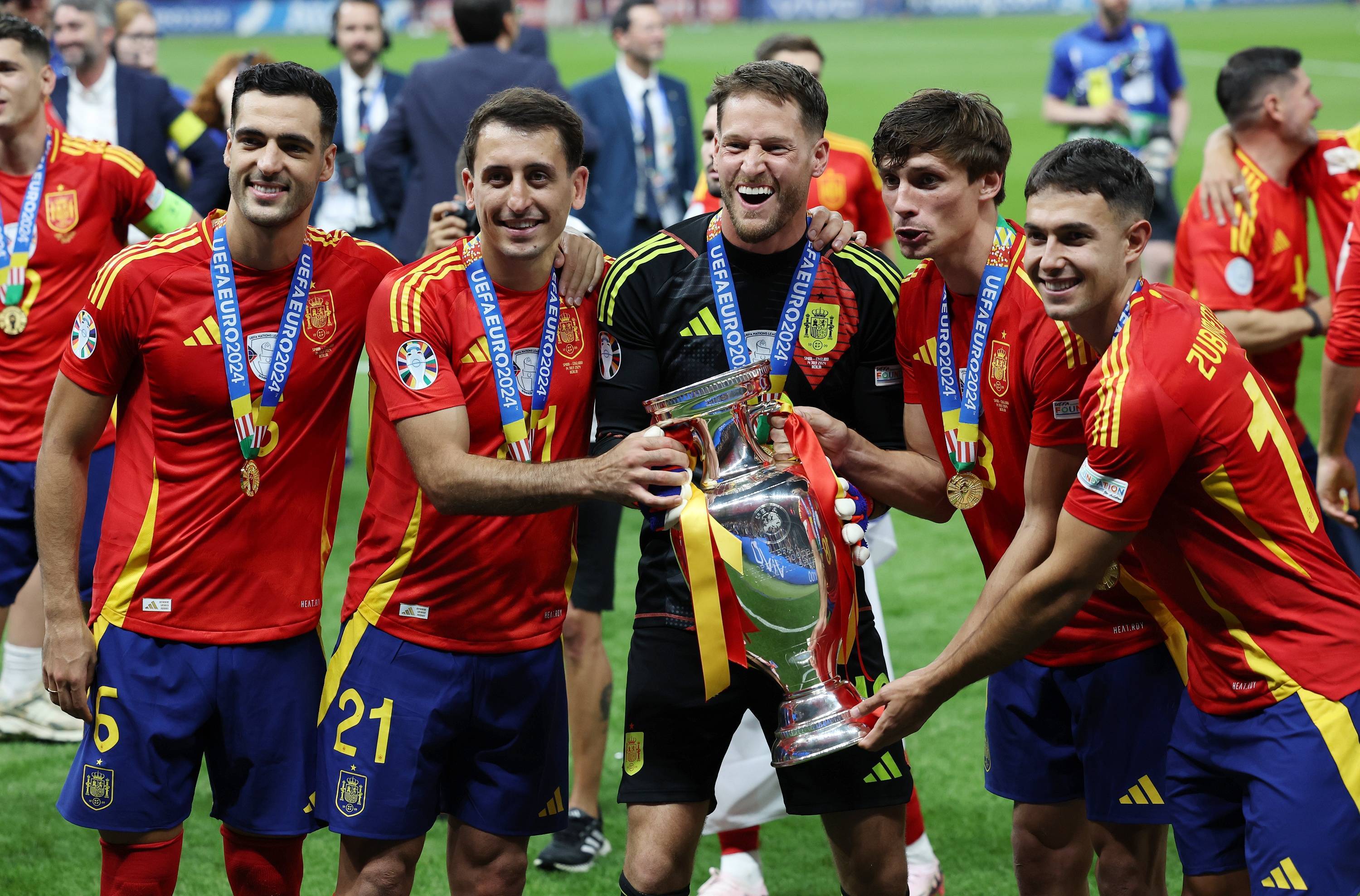 西班牙横扫对手,获得欧洲杯四分之一决赛席位的简单介绍 西班牙横扫对手,获得欧洲杯四分之一决赛席位的简单介绍