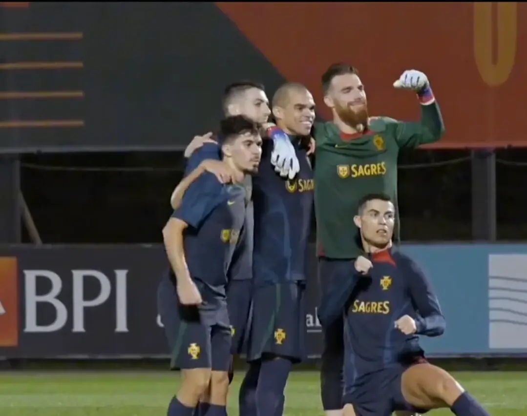 国足遭遇C罗不敌，世界杯局势紧张