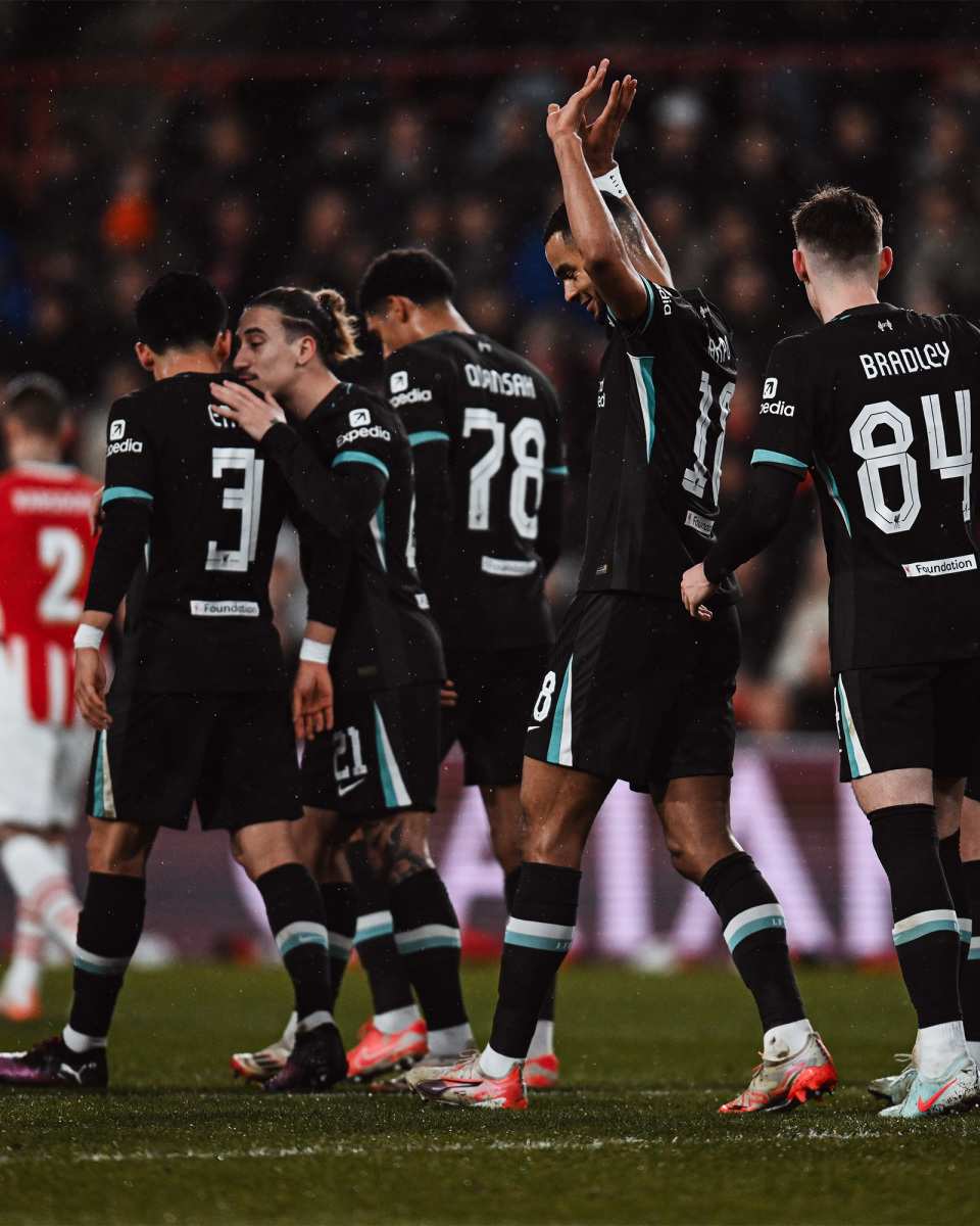 关于利物浦1-0淘汰尤文图斯进决赛后感人庆祝的信息