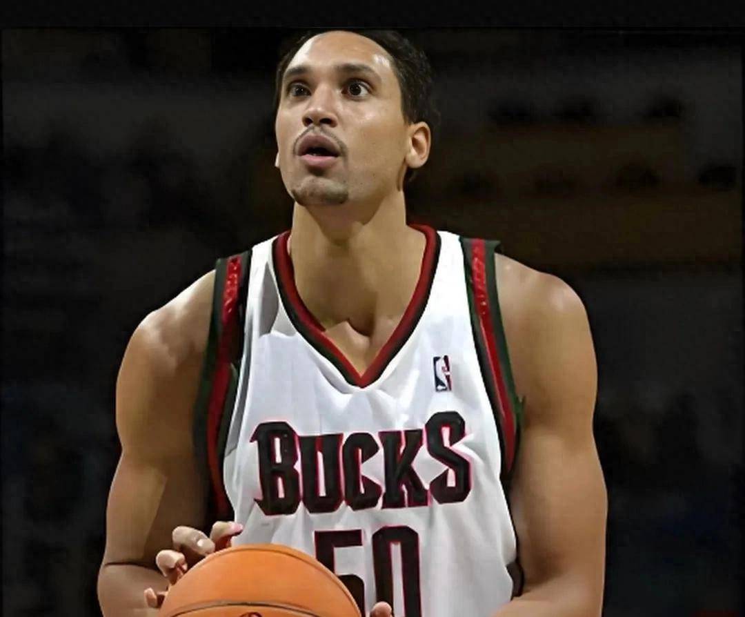 雄鹿队新秀表现神勇，助球队连胜