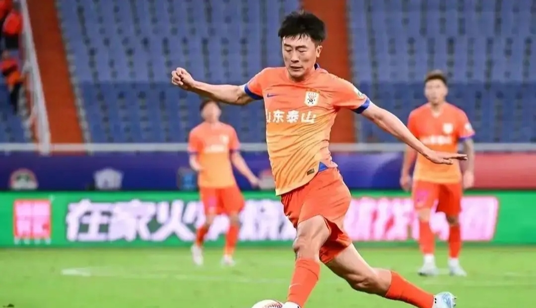 开云体育官方网站-关于中超联赛战况激烈，势均力敌各路豪强的信息