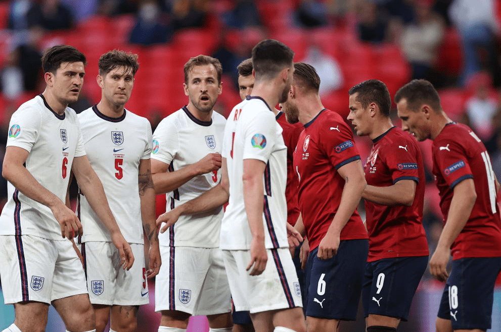 开云体育APP下载-比利时与马其顿进行激烈较量，形势堪忧