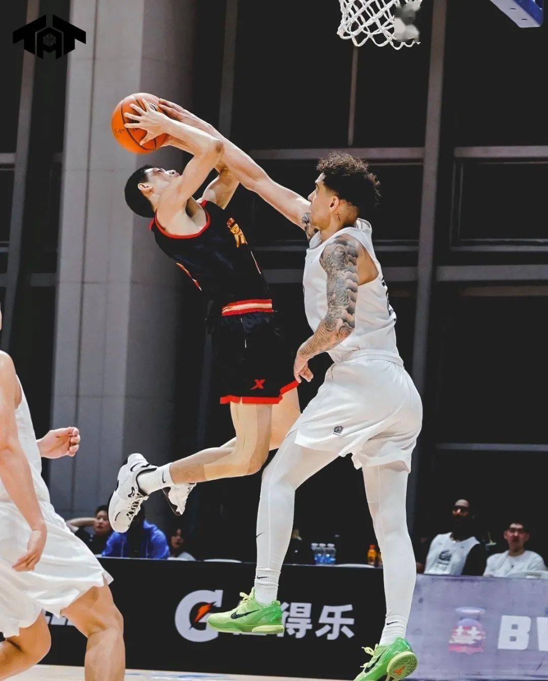 世界杯预选赛篮球巨星再战赛场，再创辉煌的简单介绍