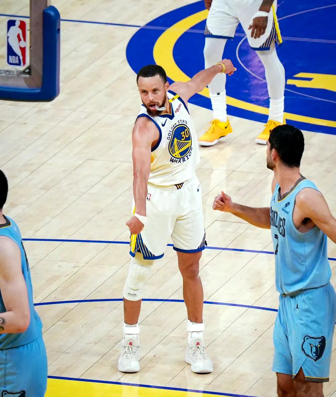 勇士逆转法国男篮,波特绝境逆转 勇士逆转法国男篮,波特绝境逆转