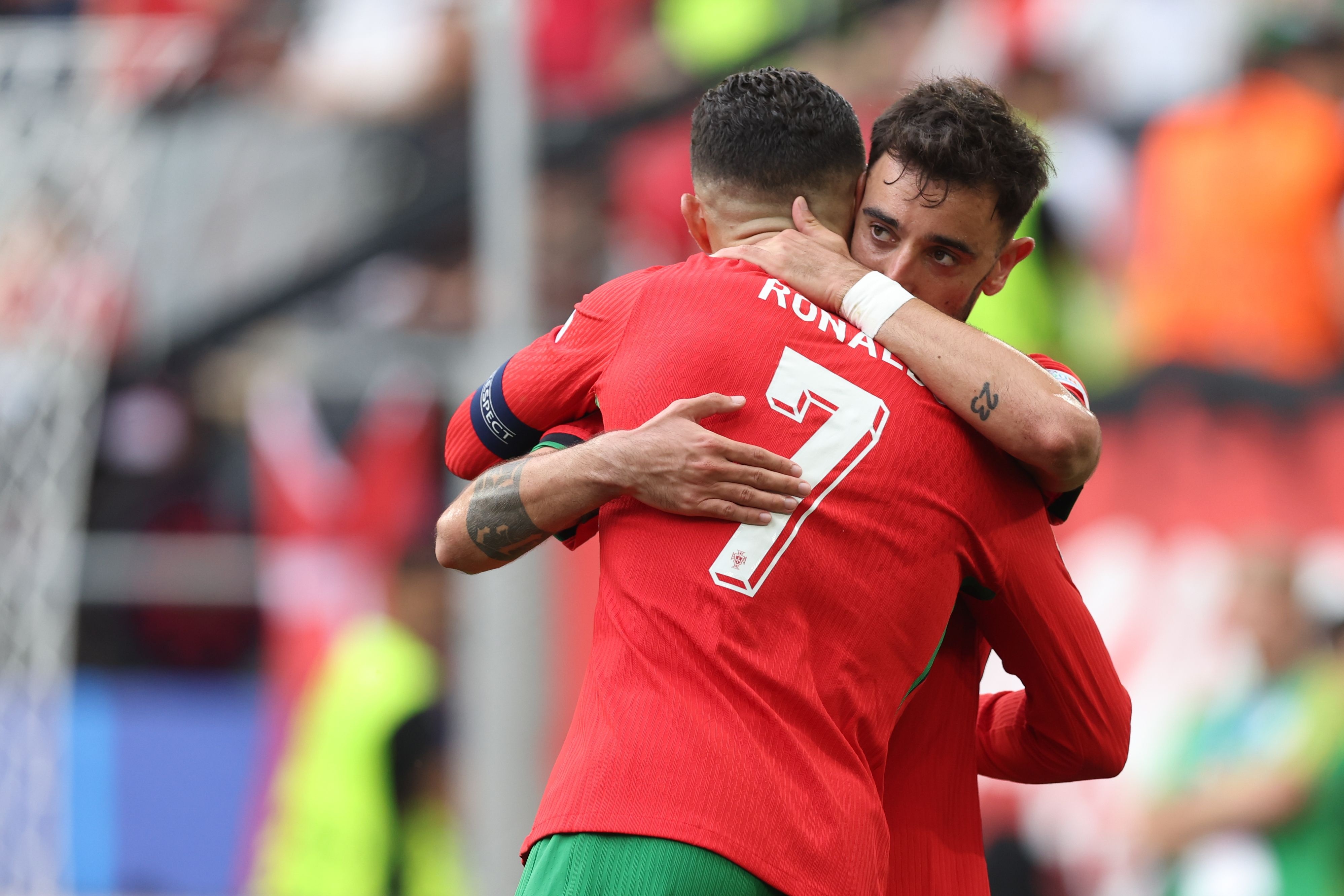 阿根廷险胜葡萄牙,本泽马带队取胜 阿根廷险胜葡萄牙,本泽马带队取胜