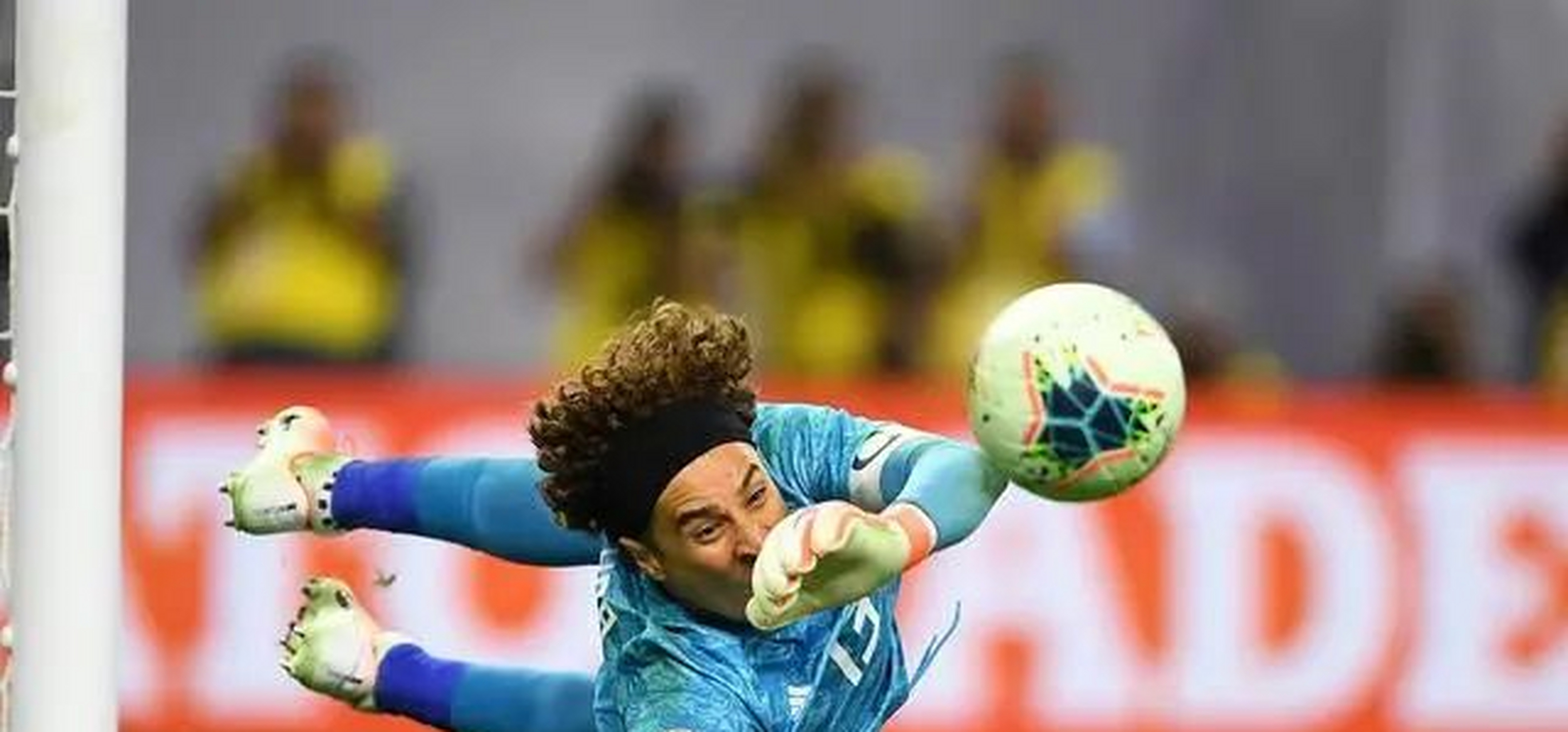 开云体育入口-阿根廷队连续三轮不胜，小组出线形势不容乐观