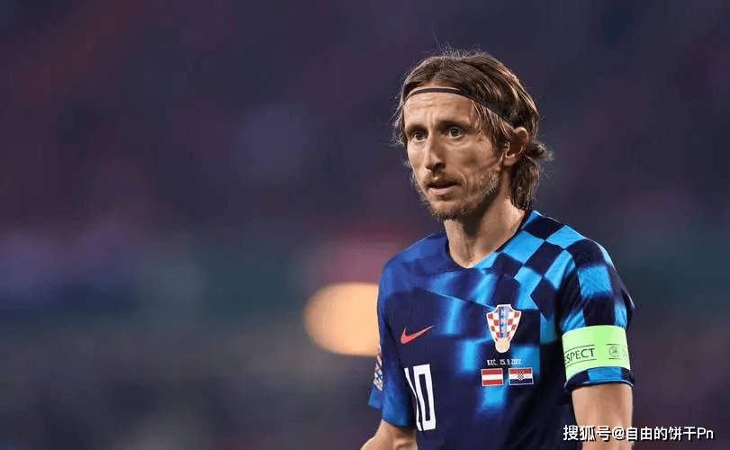 传奇球员谈退役感慨，成就荣耀传奇