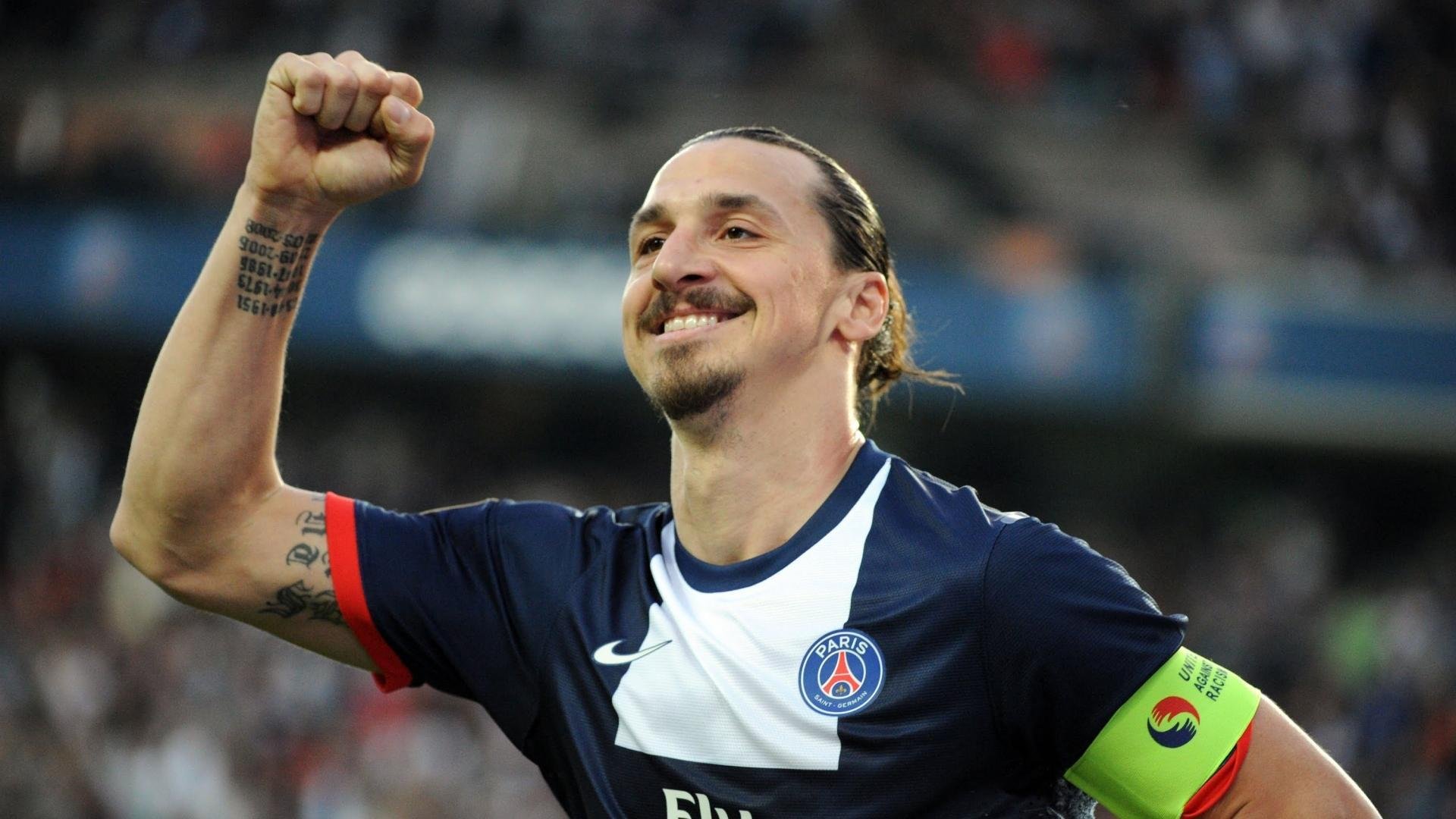 假如穆勒在巴拉圭对阵英格兰，他的无球跑动如何定义绿茵教科书