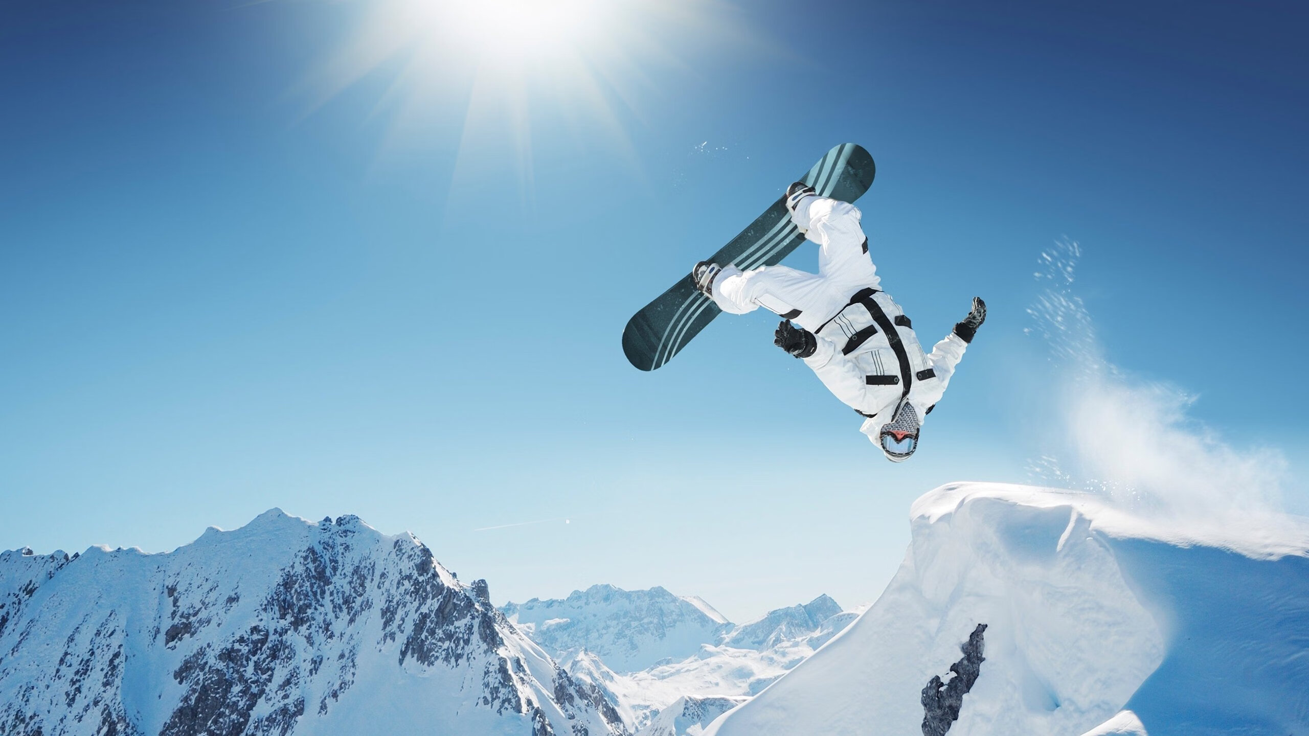 开云体育平台APP-跨界主宰，热火焚毁北京防线，锡安在F1弯道暴扣现实