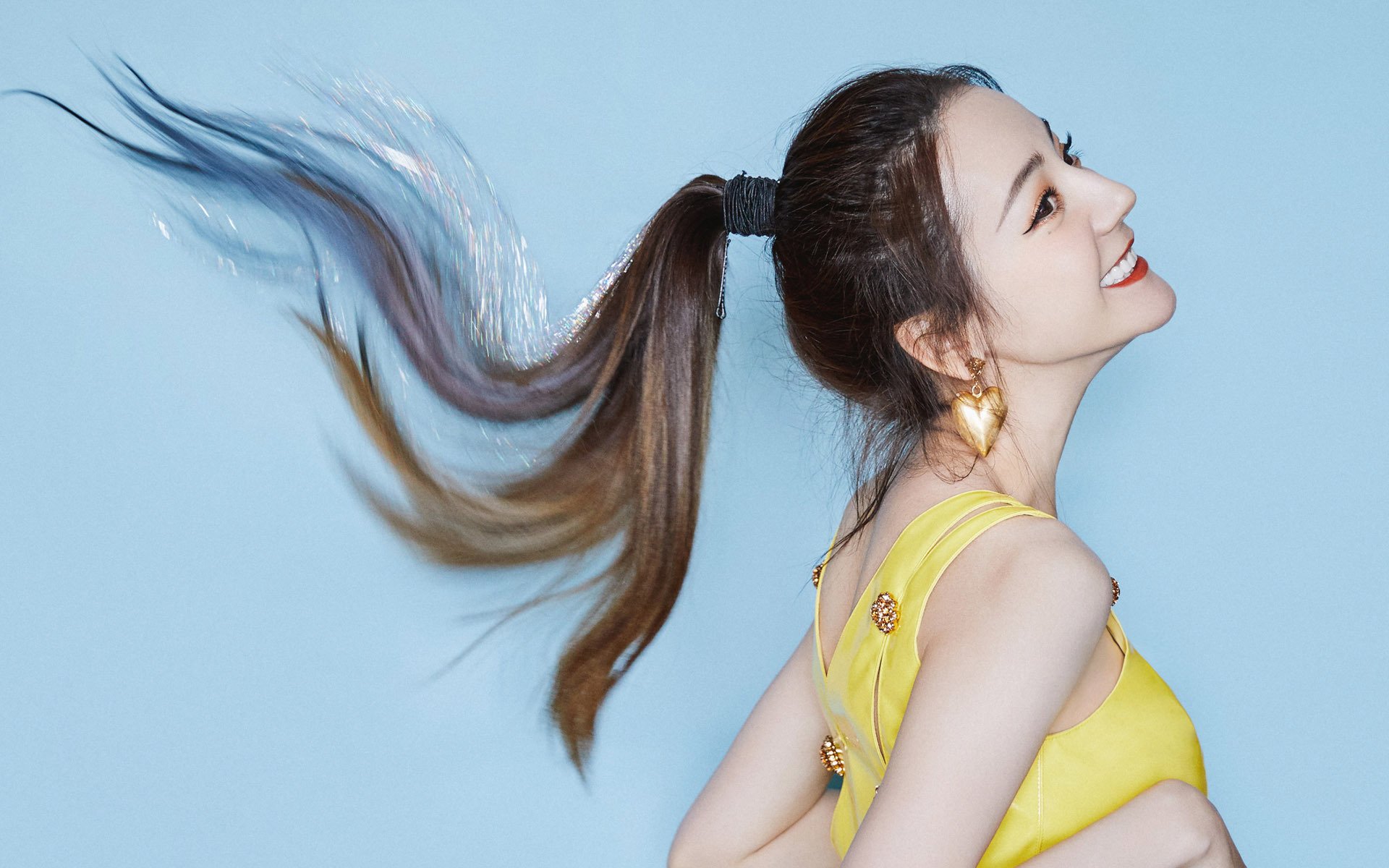 个人光芒与团队利刃，久保建英点燃亚洲之夜，奥地利终结欧洲悬念