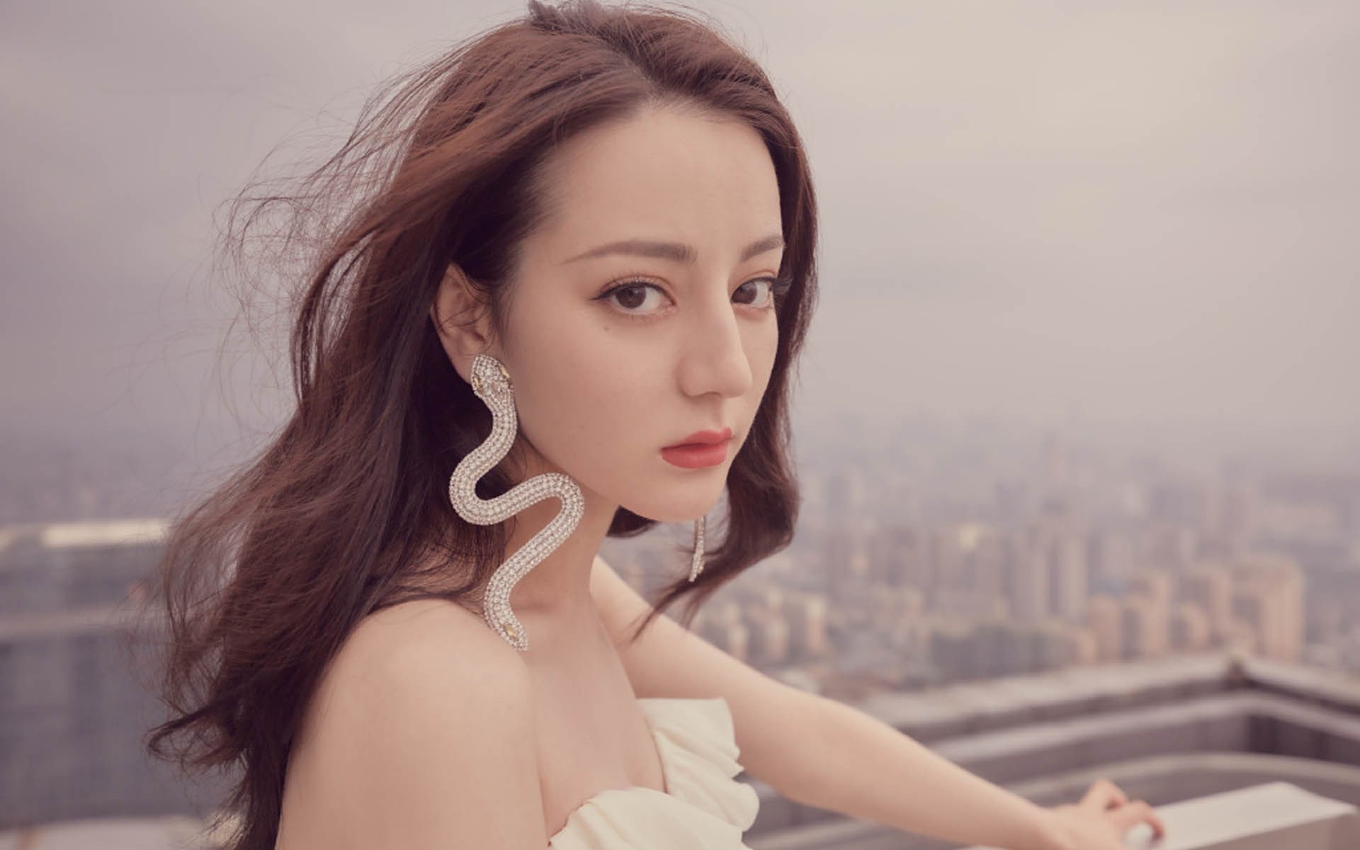 开云官网-统治之夜，从雄鹿雪崩式胜利到米切尔世界杯封神